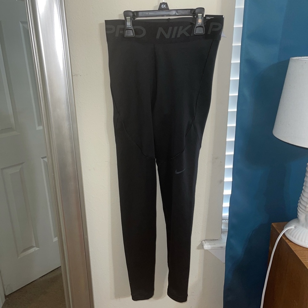 Nike Pro Leggings.